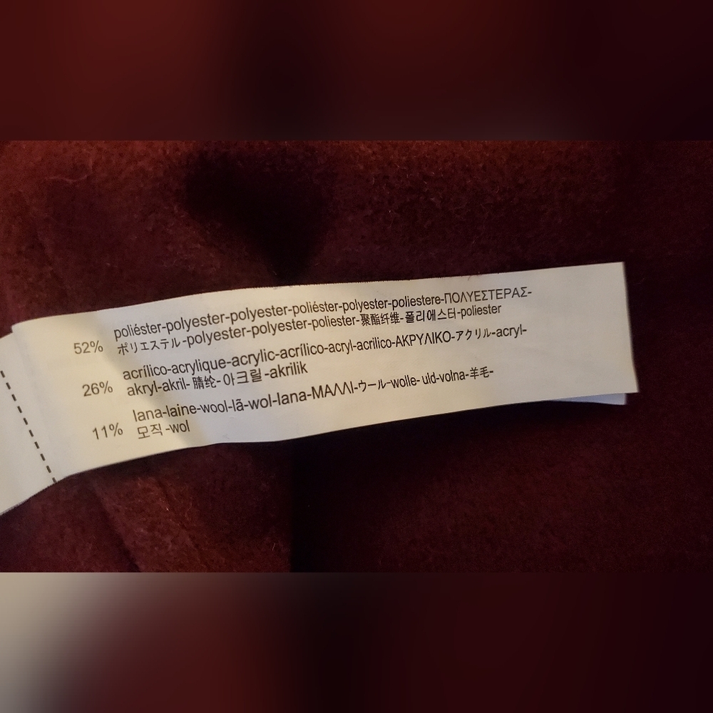 Stradivarius Burgundy Cover Size Small - Picture 4 of 4